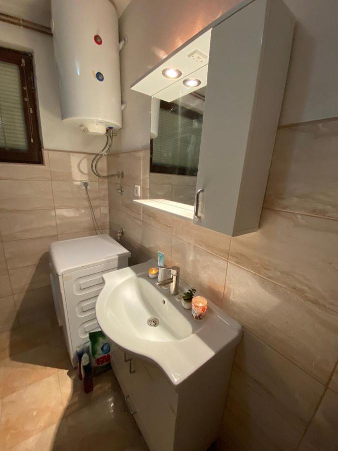 Apartman De Luxe Apartment Tuzla Exterior photo